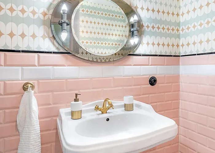 Vintage Seaview 公寓